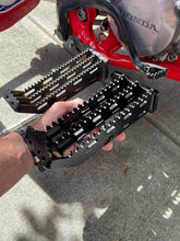 Load image into Gallery viewer, 86-87 TRX250R MEGA FOOT PEGS