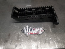 Load image into Gallery viewer, 86-87 TRX250R MEGA FOOT PEGS