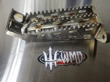 Load image into Gallery viewer, STAINLESS STEEL 85-86 ATC250R MEGA FOOT PEGS