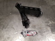 Load image into Gallery viewer, 85-86 KAWASAKI TECATE T3 FOOT PEGS