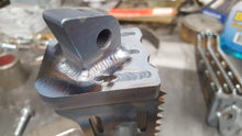 Load image into Gallery viewer, 85-86 KAWASAKI TECATE T3 FOOT PEGS