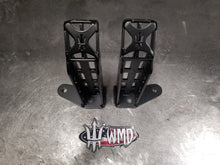 Load image into Gallery viewer, SUZUKI LT250 FOOT PEGS
